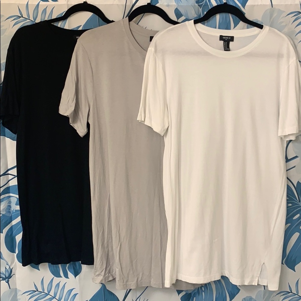 Lot of 3 Men’s Forever 21 Longline T-shirts